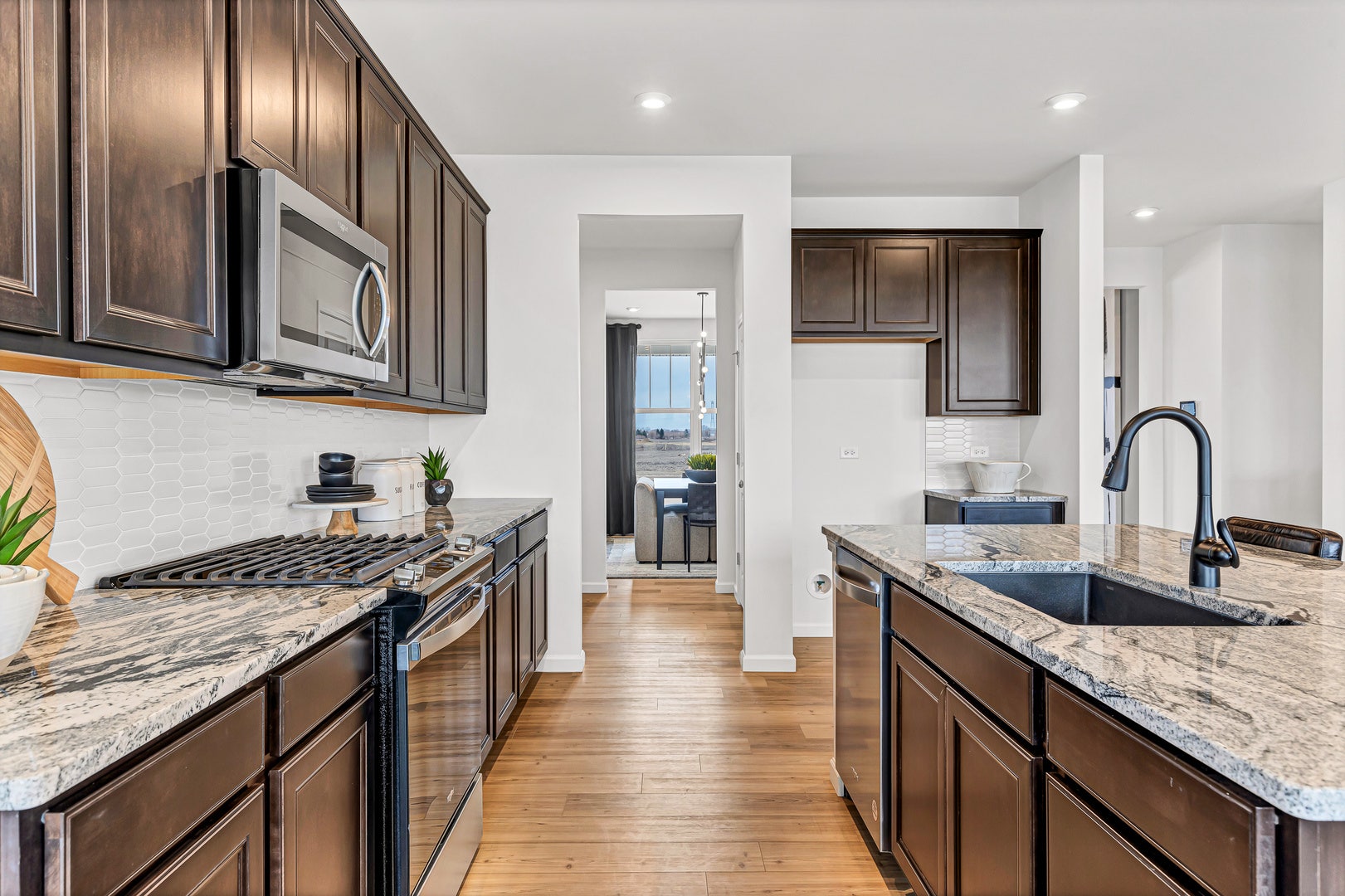 12710 S Harry Circle, Plainfield, IL 60585 12710 S Harry Circle, Plainfield, IL 60585