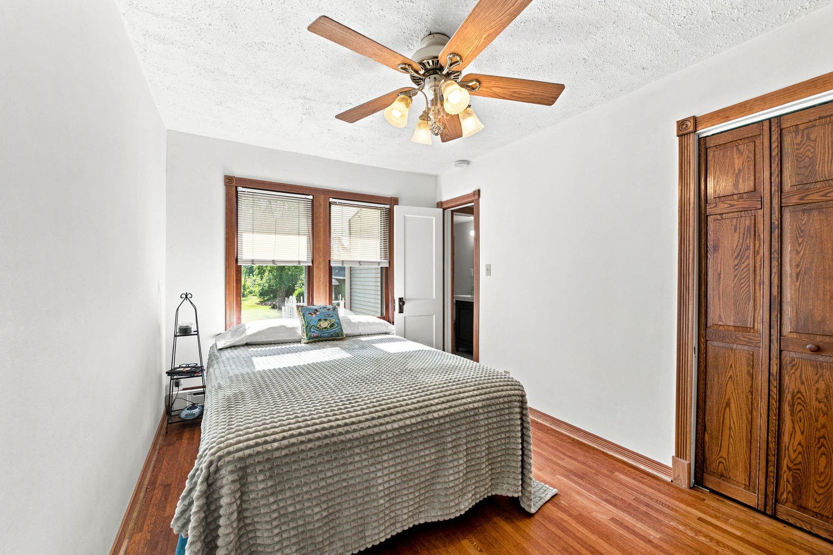 1916 Rowell Avenue, Joliet, IL 60433 1916 Rowell Avenue, Joliet, IL 60433