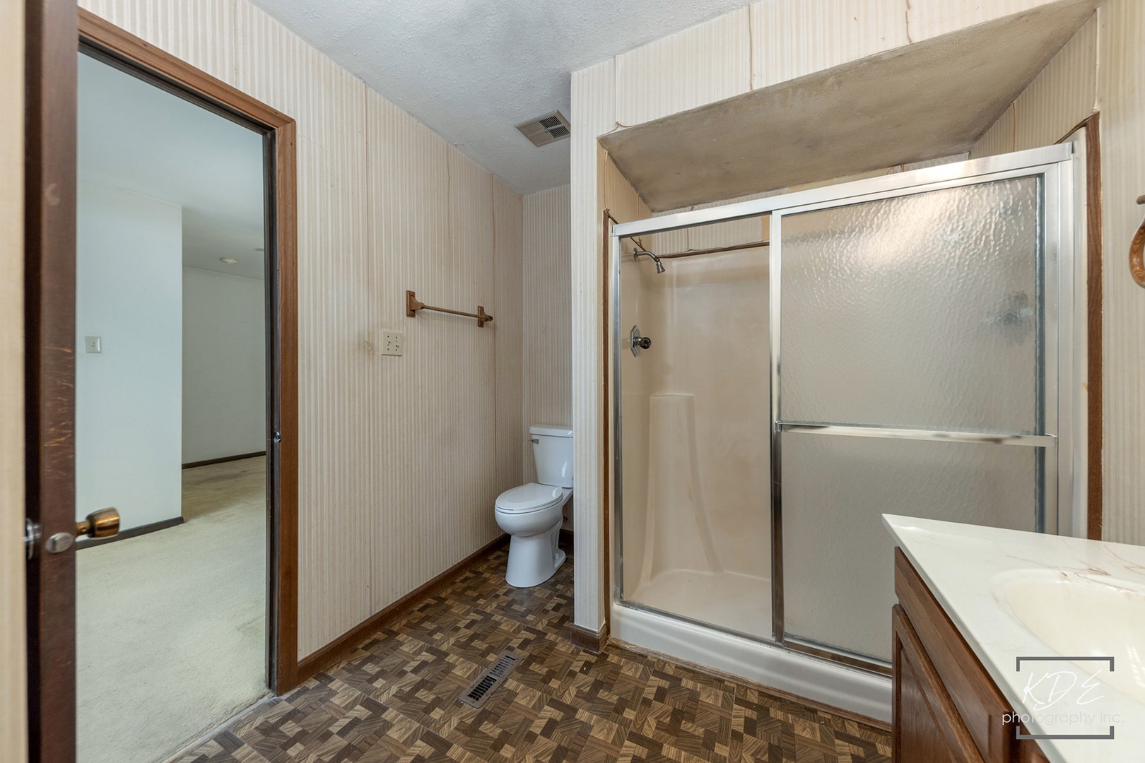 446 Galahad Road, Bolingbrook, IL 60440 446 Galahad Road, Bolingbrook, IL 60440
