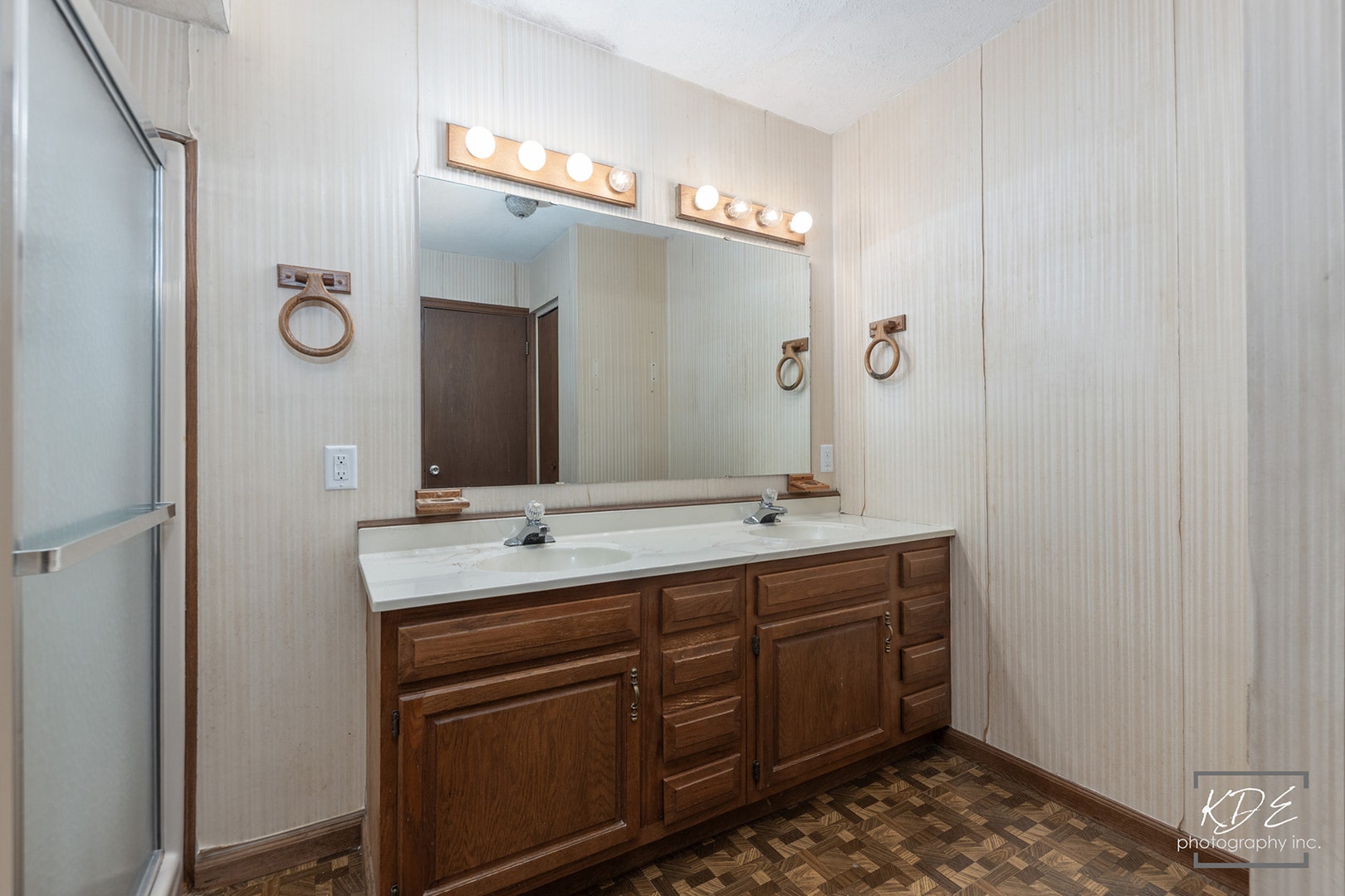 446 Galahad Road, Bolingbrook, IL 60440 446 Galahad Road, Bolingbrook, IL 60440
