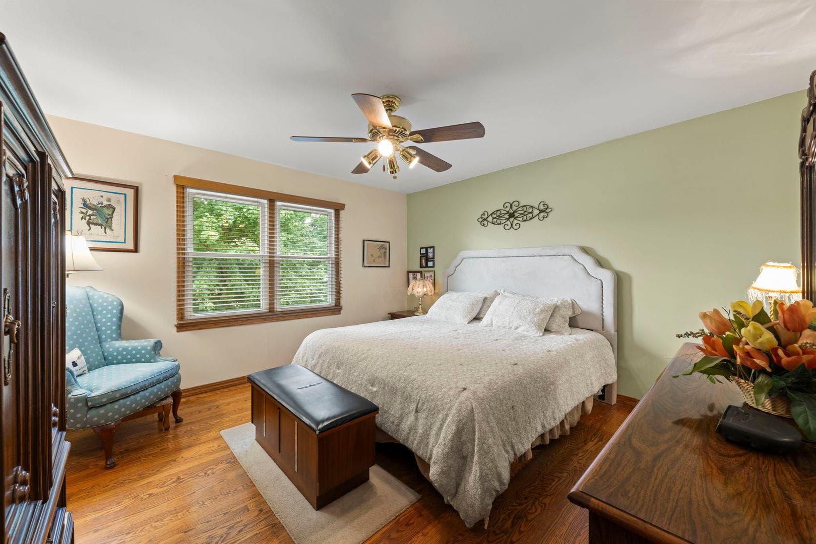 597 Piccadilly Lane, Bolingbrook, IL 60440 597 Piccadilly Lane, Bolingbrook, IL 60440