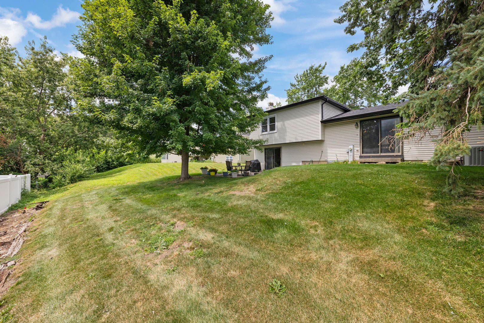597 Piccadilly Lane, Bolingbrook, IL 60440 597 Piccadilly Lane, Bolingbrook, IL 60440