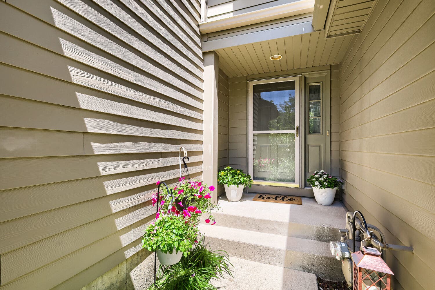 2016 Jeffrey Lane, #2016, Elgin, IL 60123