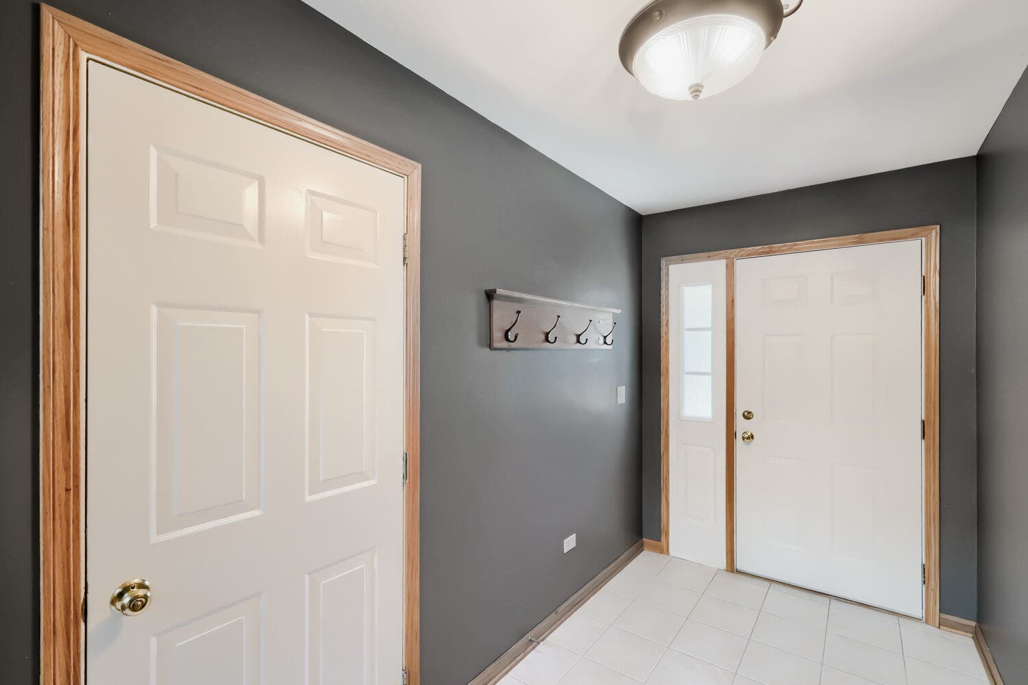 2016 Jeffrey Lane, #2016, Elgin, IL 60123