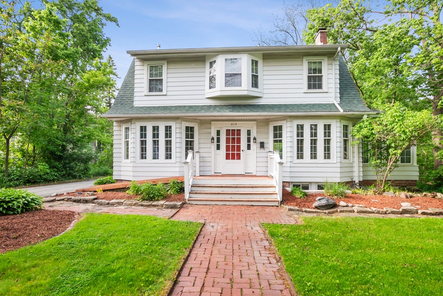 Property photo for 2114 Cedar Road, Homewood, IL