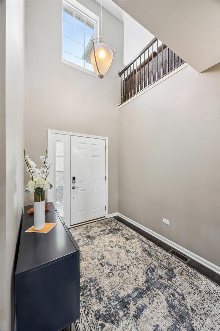 13752 Anne Drive, Lemont, IL 60439 13752 Anne Drive, Lemont, IL 60439