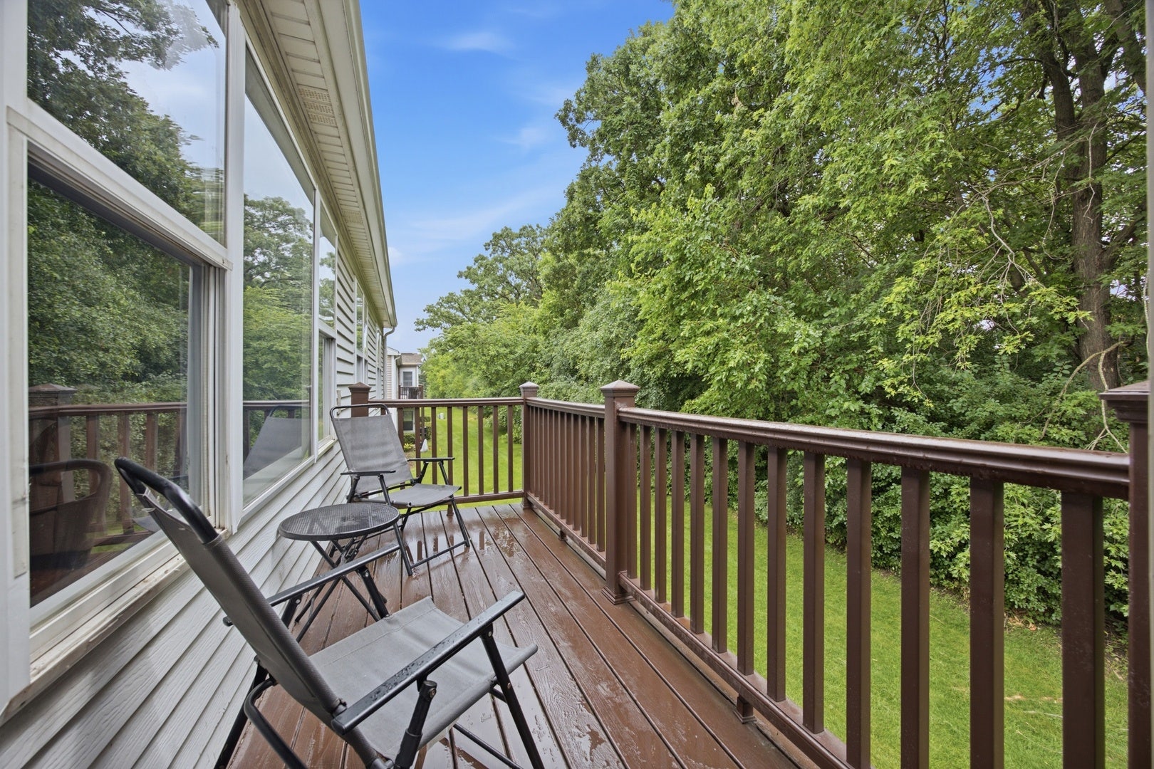 383 Woodview Circle, #D, Elgin, IL 60120