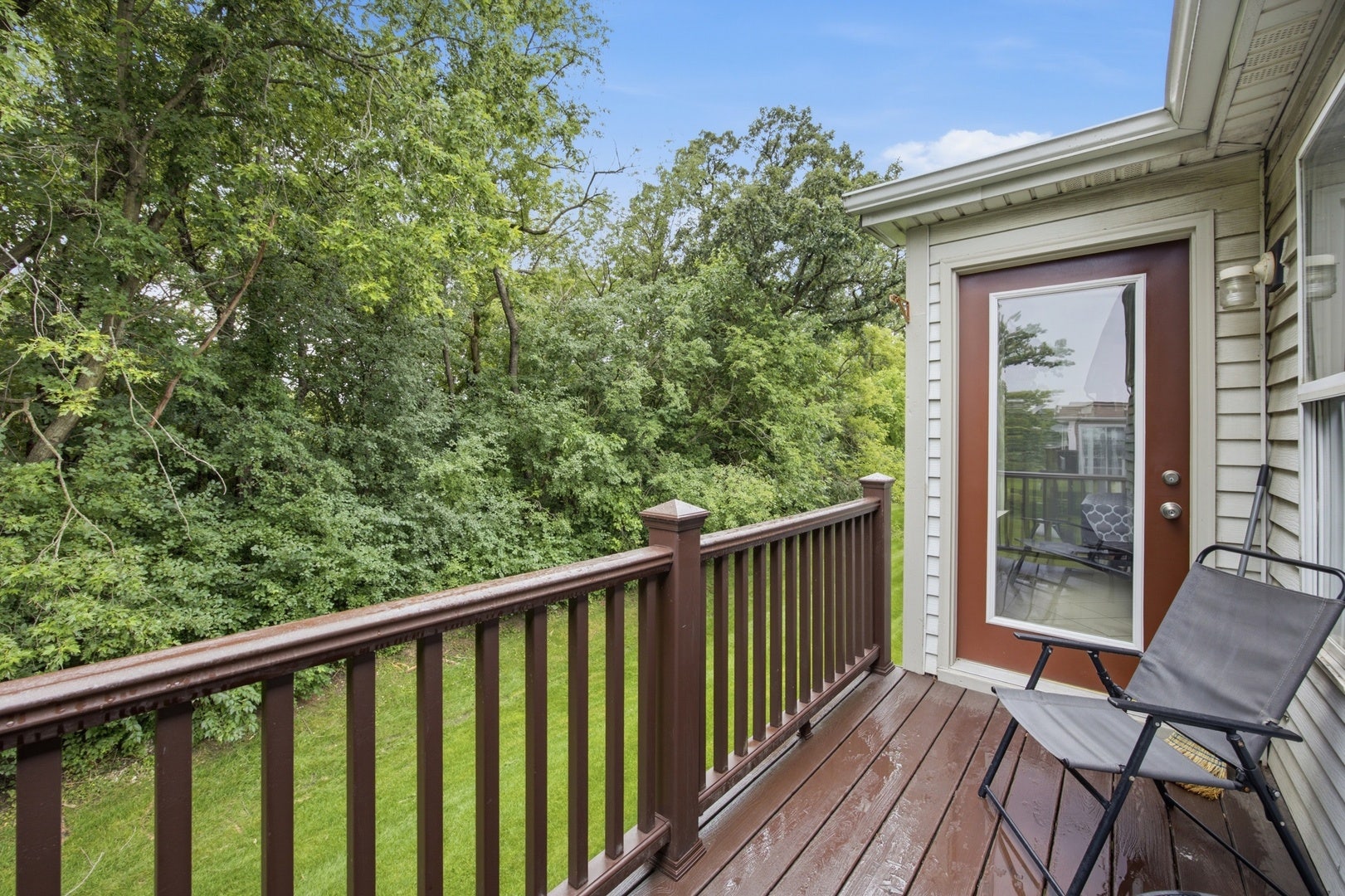 383 Woodview Circle, #D, Elgin, IL 60120
