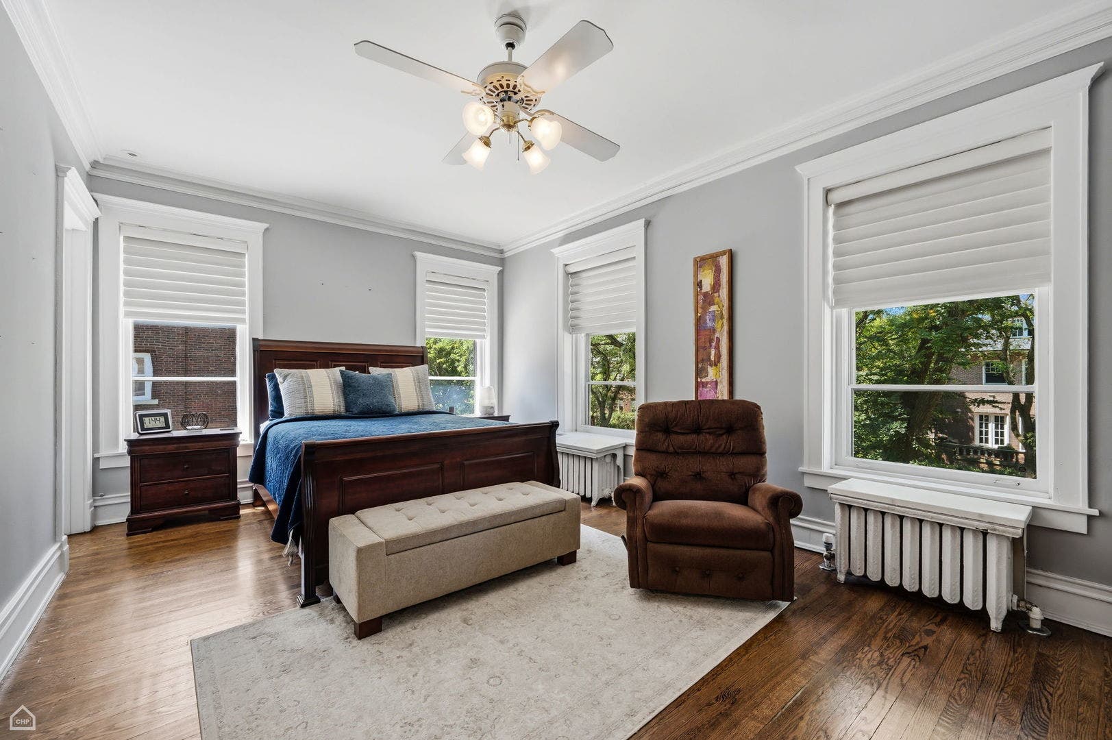4901 S Kimbark Avenue, Chicago, IL 60615