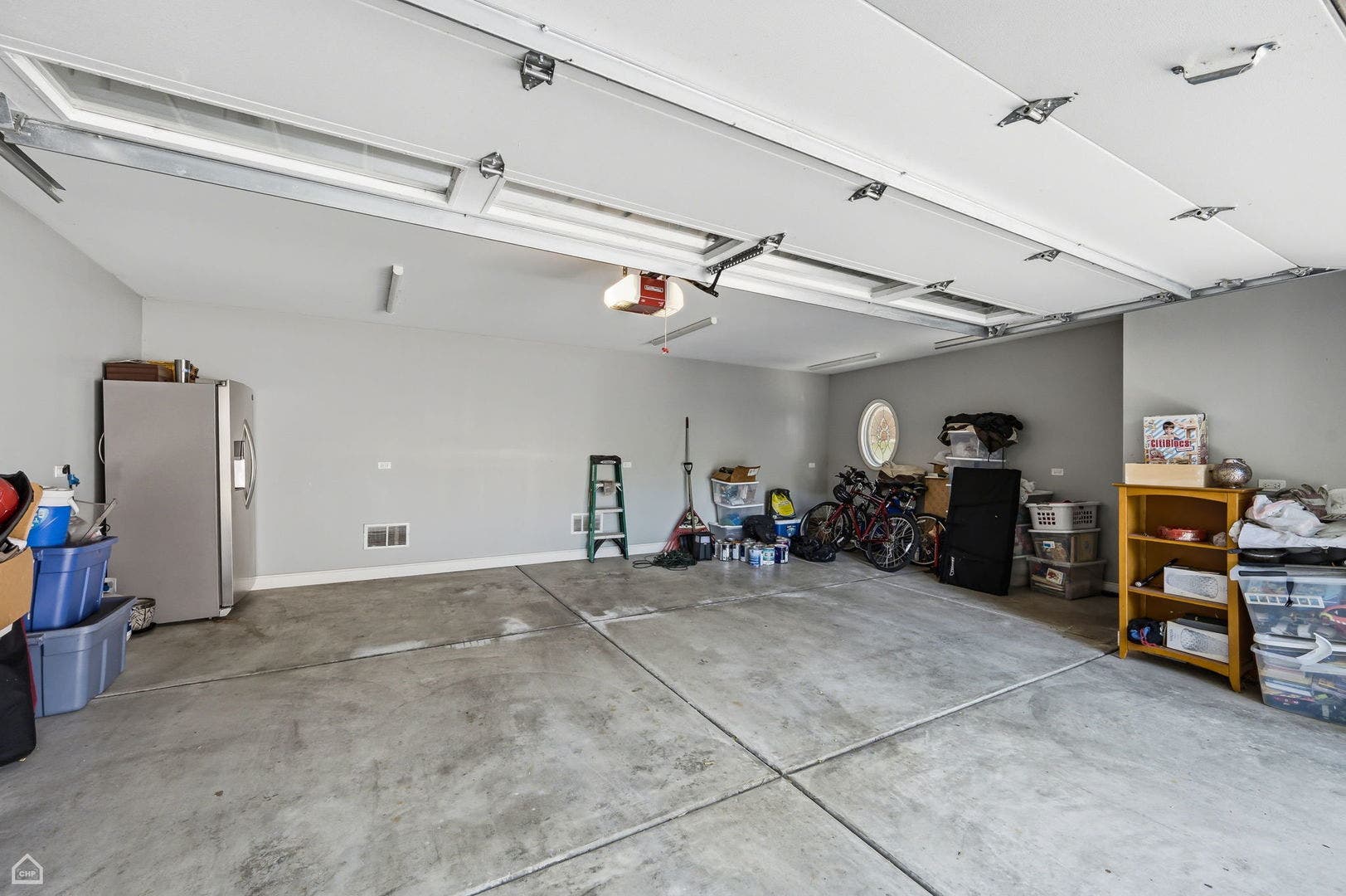 4901 S Kimbark Avenue, Chicago, IL 60615