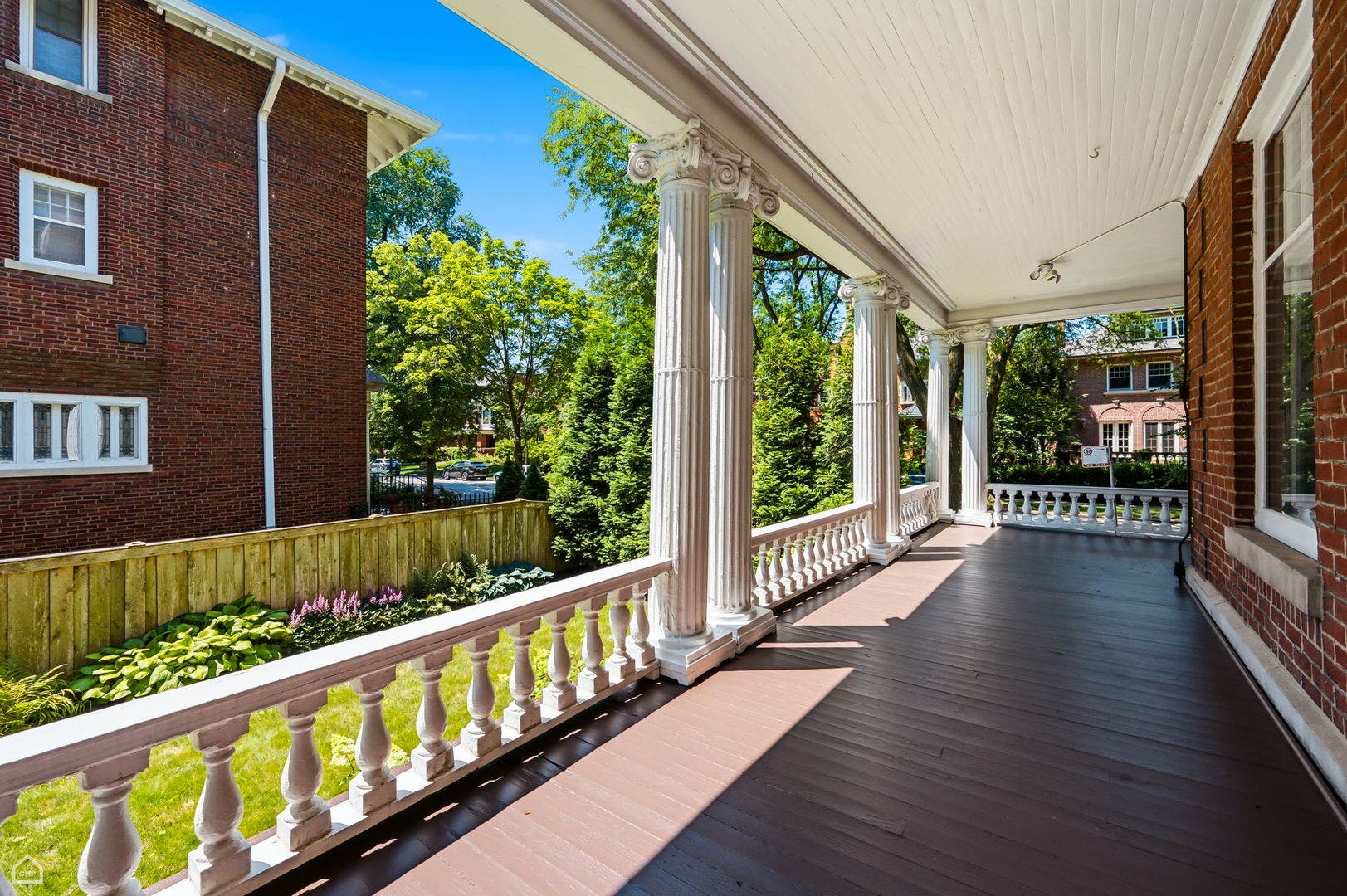 4901 S Kimbark Avenue, Chicago, IL 60615