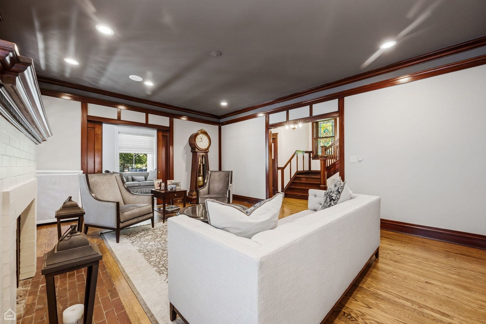 4901 S Kimbark Avenue, Chicago, IL 60615