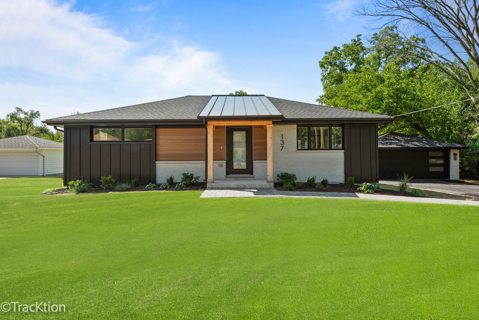 137 W Chicago Avenue, Downers Grove, IL 60515 137 W Chicago Avenue, Downers Grove, IL 60515