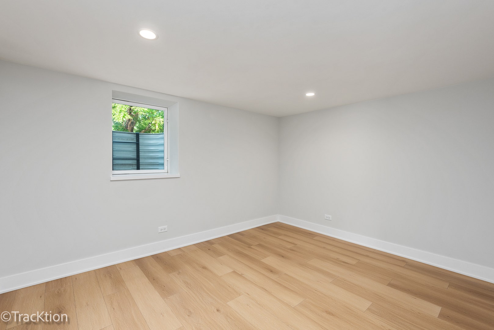 137 W Chicago Avenue, Downers Grove, IL 60515 137 W Chicago Avenue, Downers Grove, IL 60515