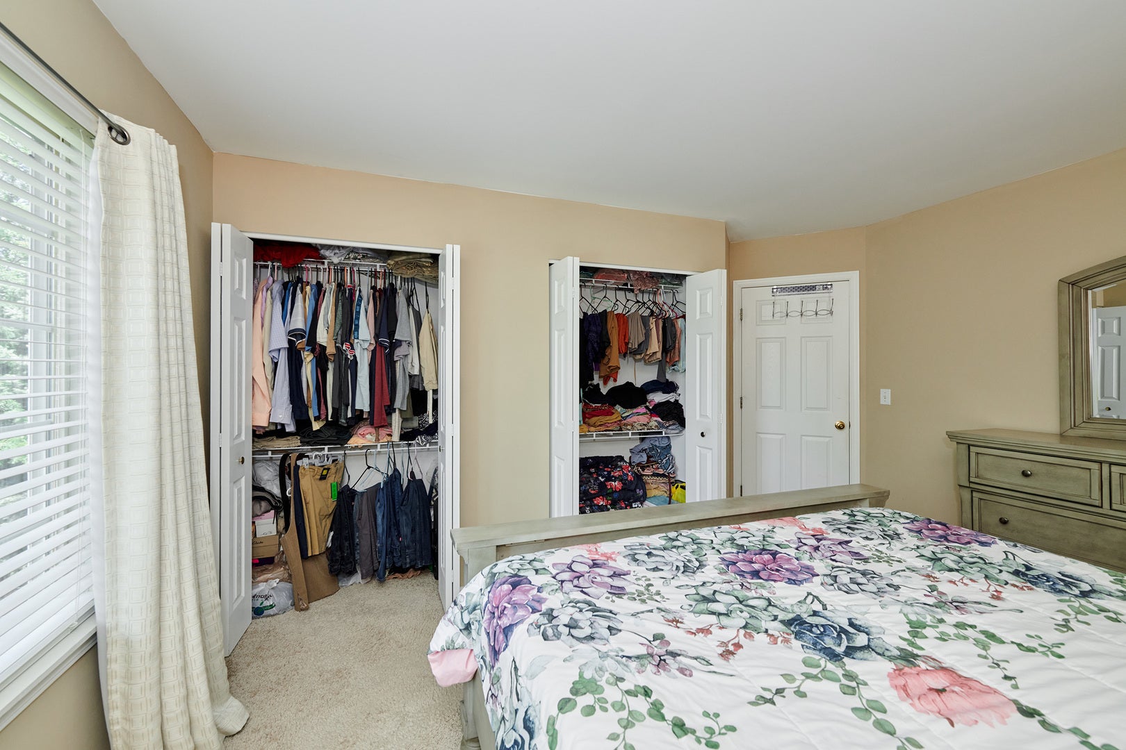 2468 ROSEHALL Lane, Aurora, IL 60503 2468 ROSEHALL Lane, Aurora, IL 60503