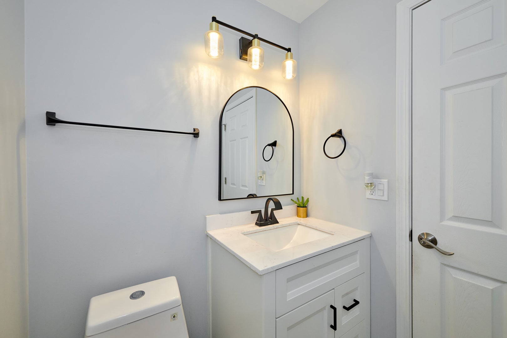2468 ROSEHALL Lane, Aurora, IL 60503 2468 ROSEHALL Lane, Aurora, IL 60503