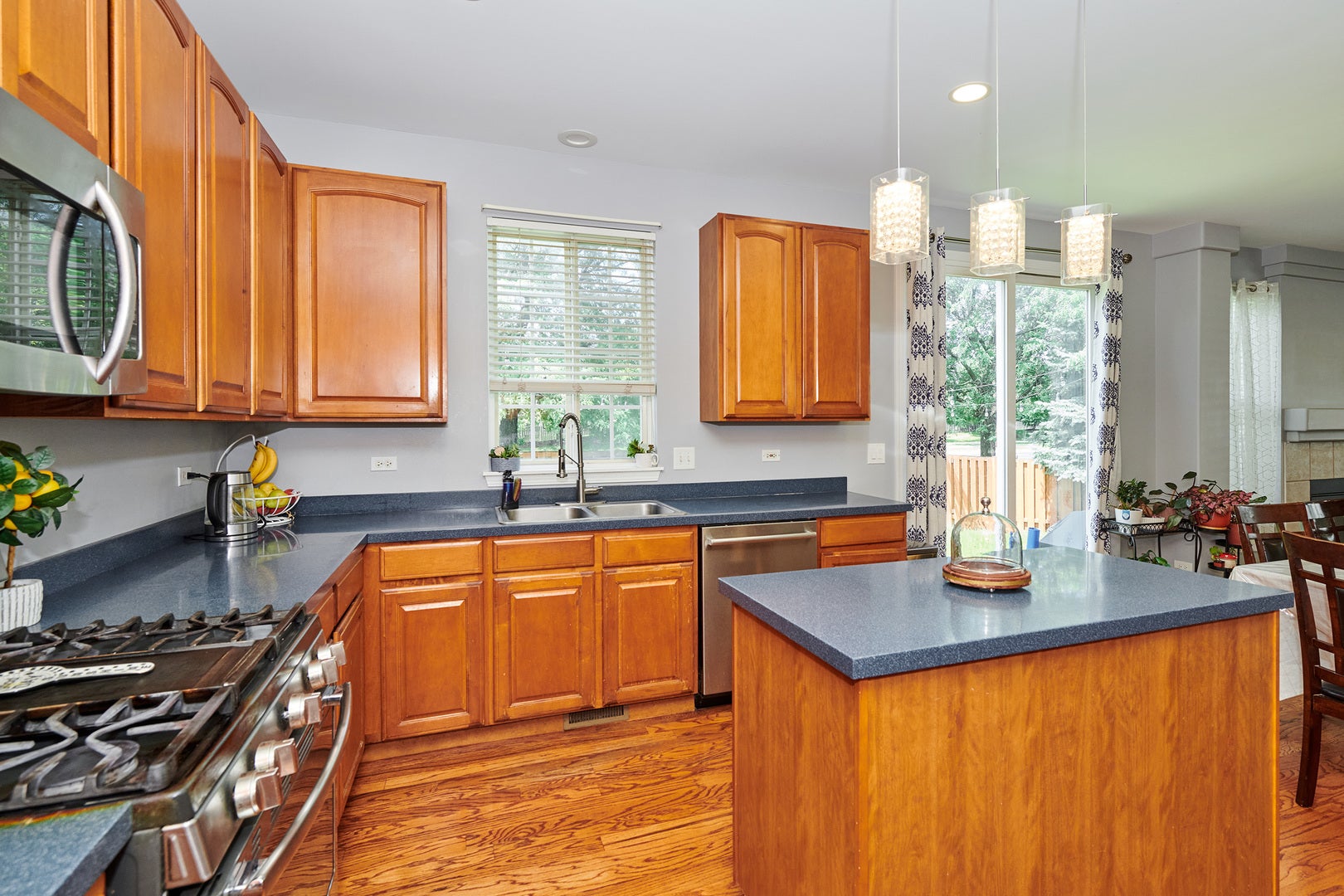 2468 ROSEHALL Lane, Aurora, IL 60503 2468 ROSEHALL Lane, Aurora, IL 60503
