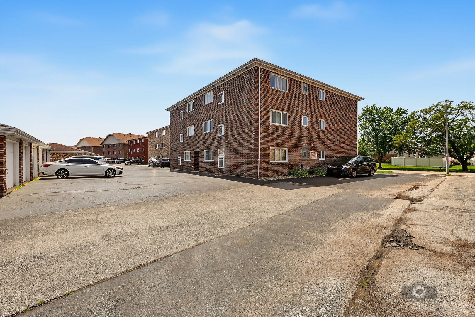 8148 169th Street, #3E, Tinley Park, IL 60477 8148 169th Street, #3E, Tinley Park, IL 60477