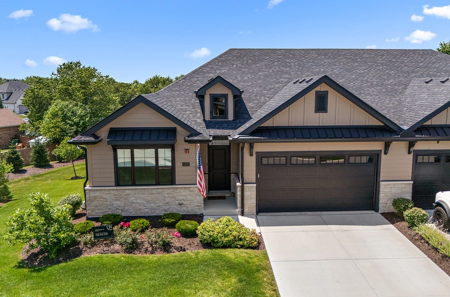 Property photo for 1352 Lacoma Court, Lockport, IL