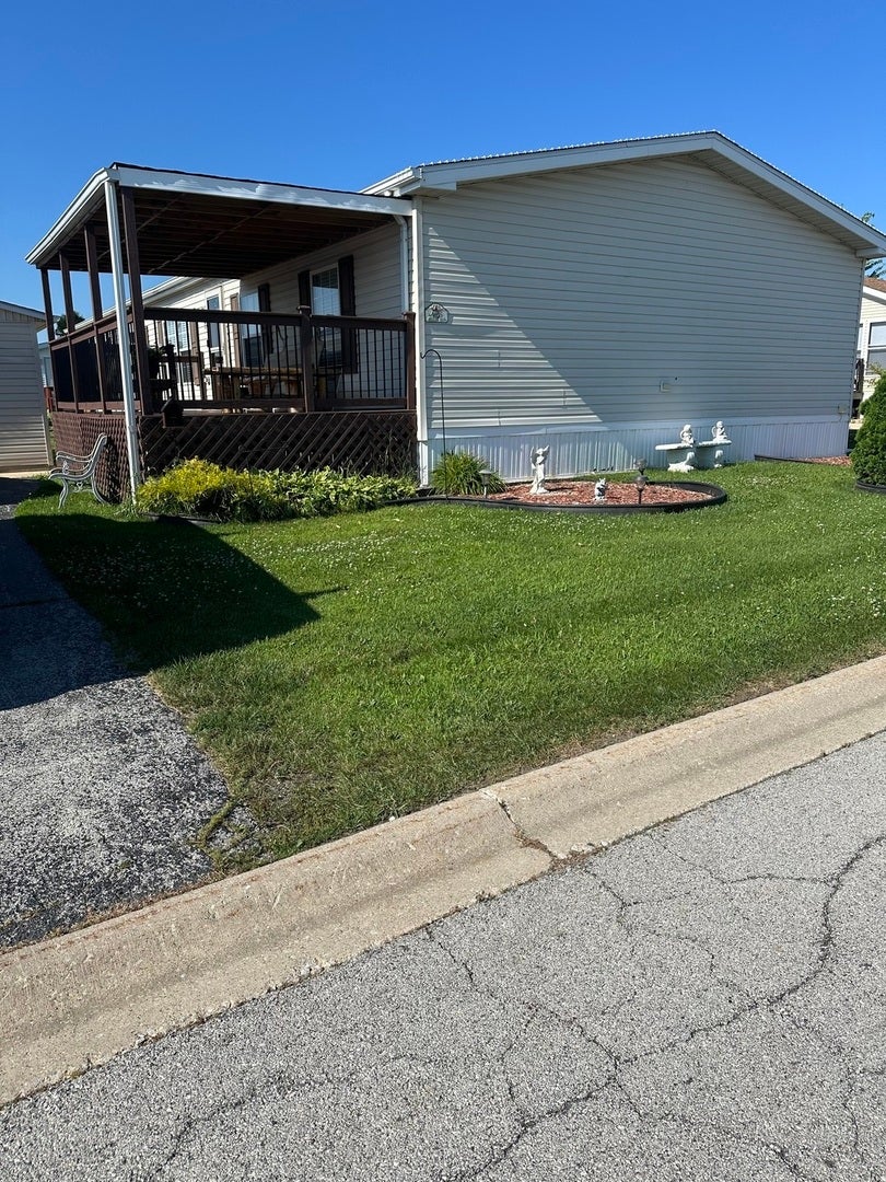 Property photo for 4858 Augusta Boulevard, Monee, IL