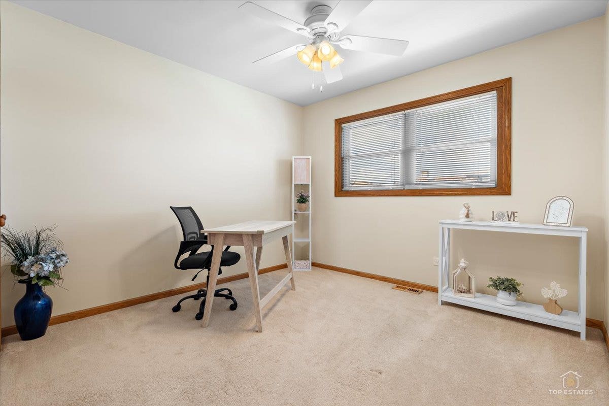 8124 Nottingham Road, Tinley Park, IL 60477 8124 Nottingham Road, Tinley Park, IL 60477