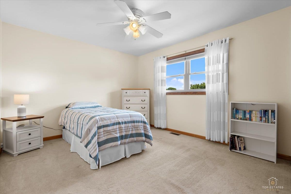 8124 Nottingham Road, Tinley Park, IL 60477 8124 Nottingham Road, Tinley Park, IL 60477