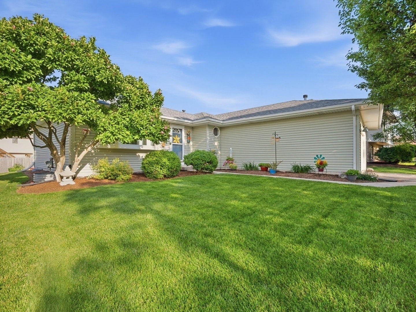 1314 Enborn Drive, Joliet, IL 60431