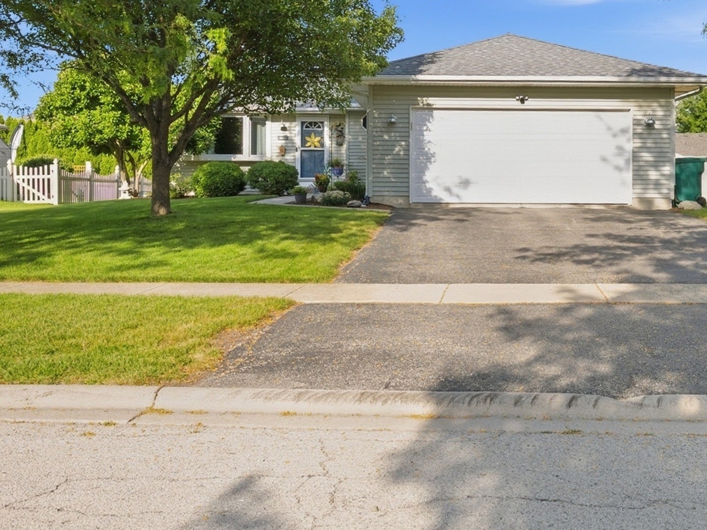 1314 Enborn Drive, Joliet, IL 60431