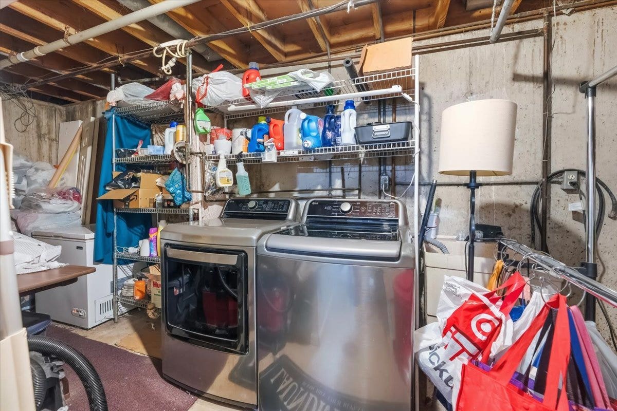 1215 DEVONSHIRE Drive, Joliet, IL 60435 1215 DEVONSHIRE Drive, Joliet, IL 60435