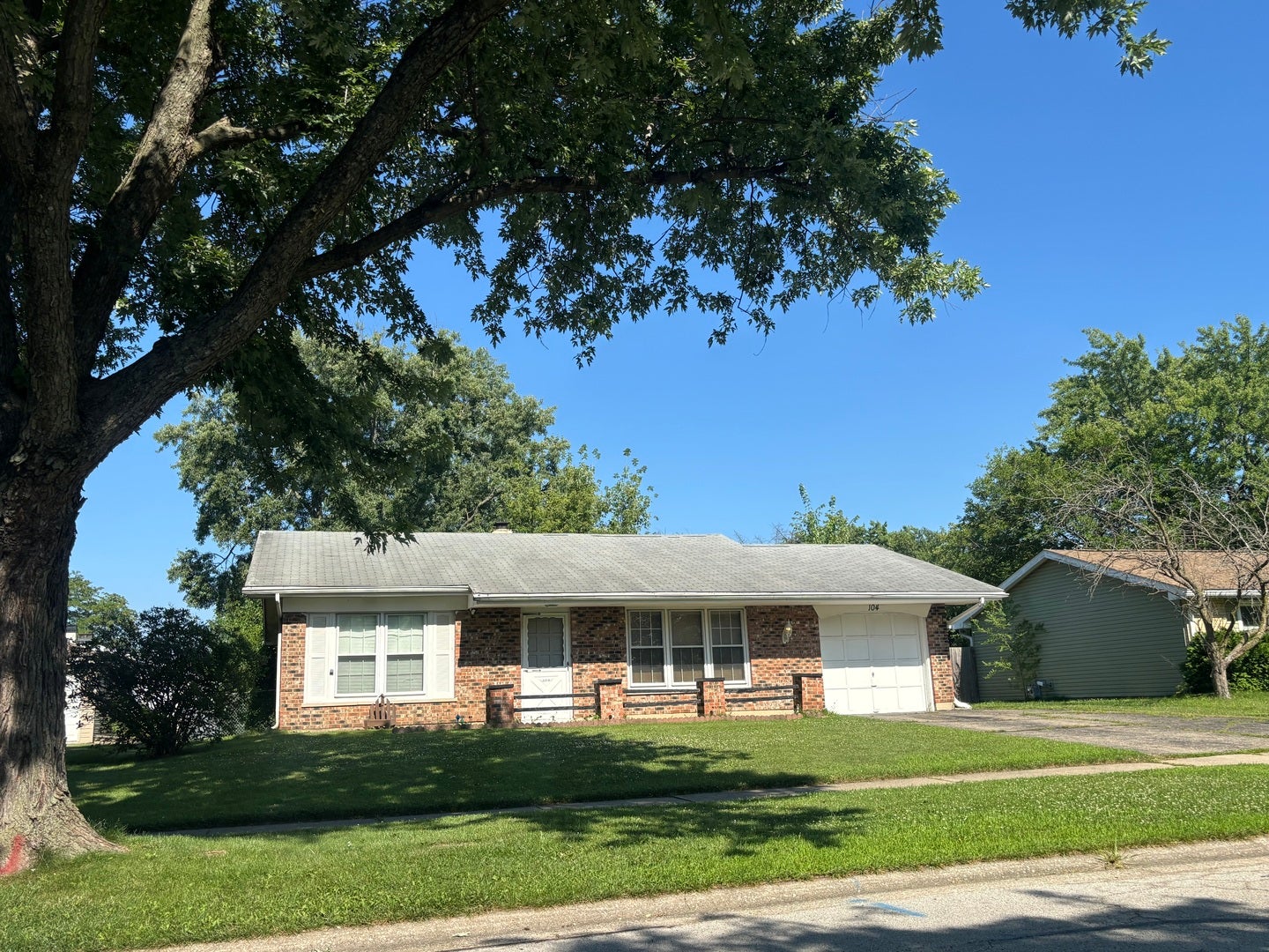 104 Springhill Drive, Bolingbrook, IL 60440 104 Springhill Drive, Bolingbrook, IL 60440