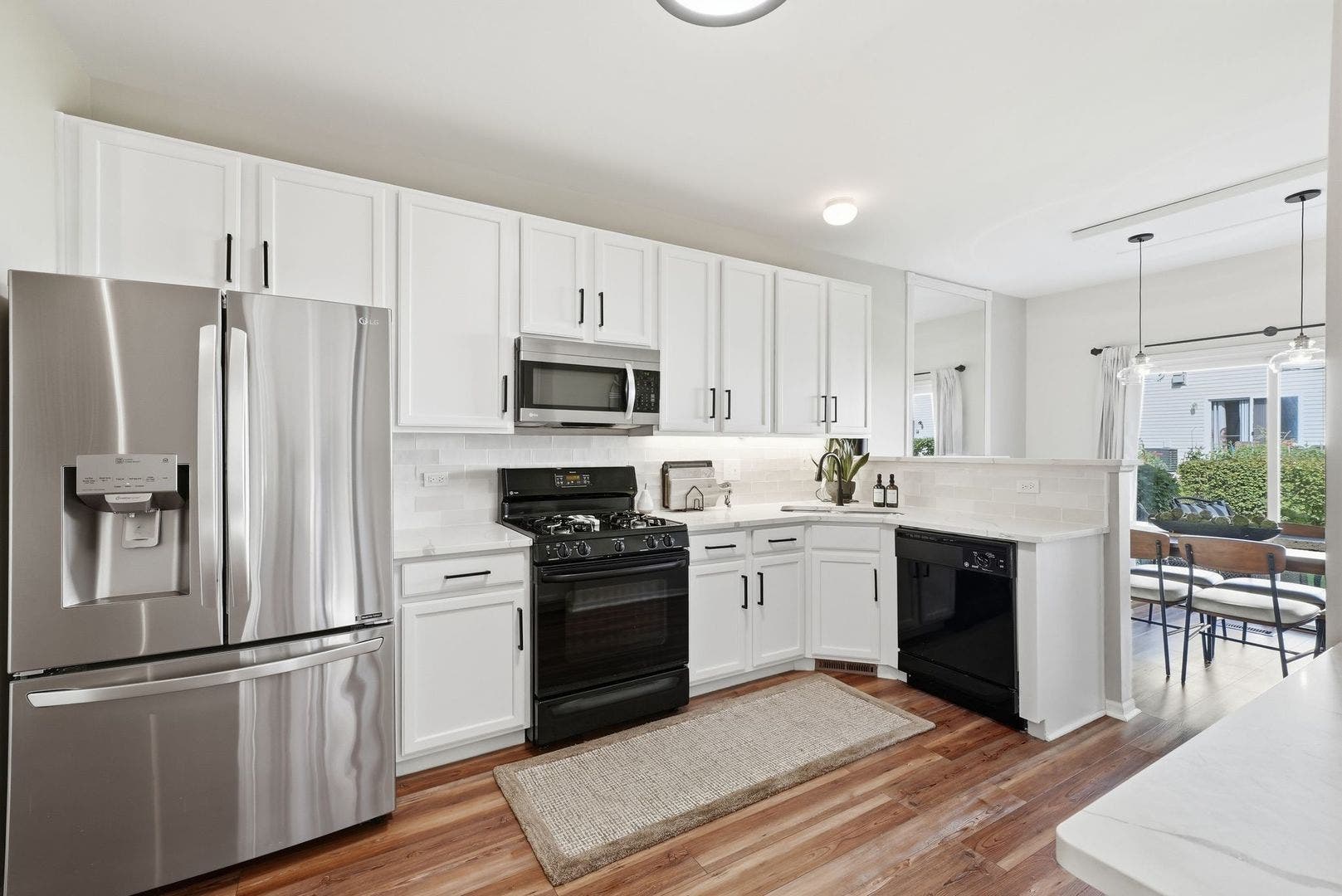 383 Jamestown Court, Aurora, IL 60502