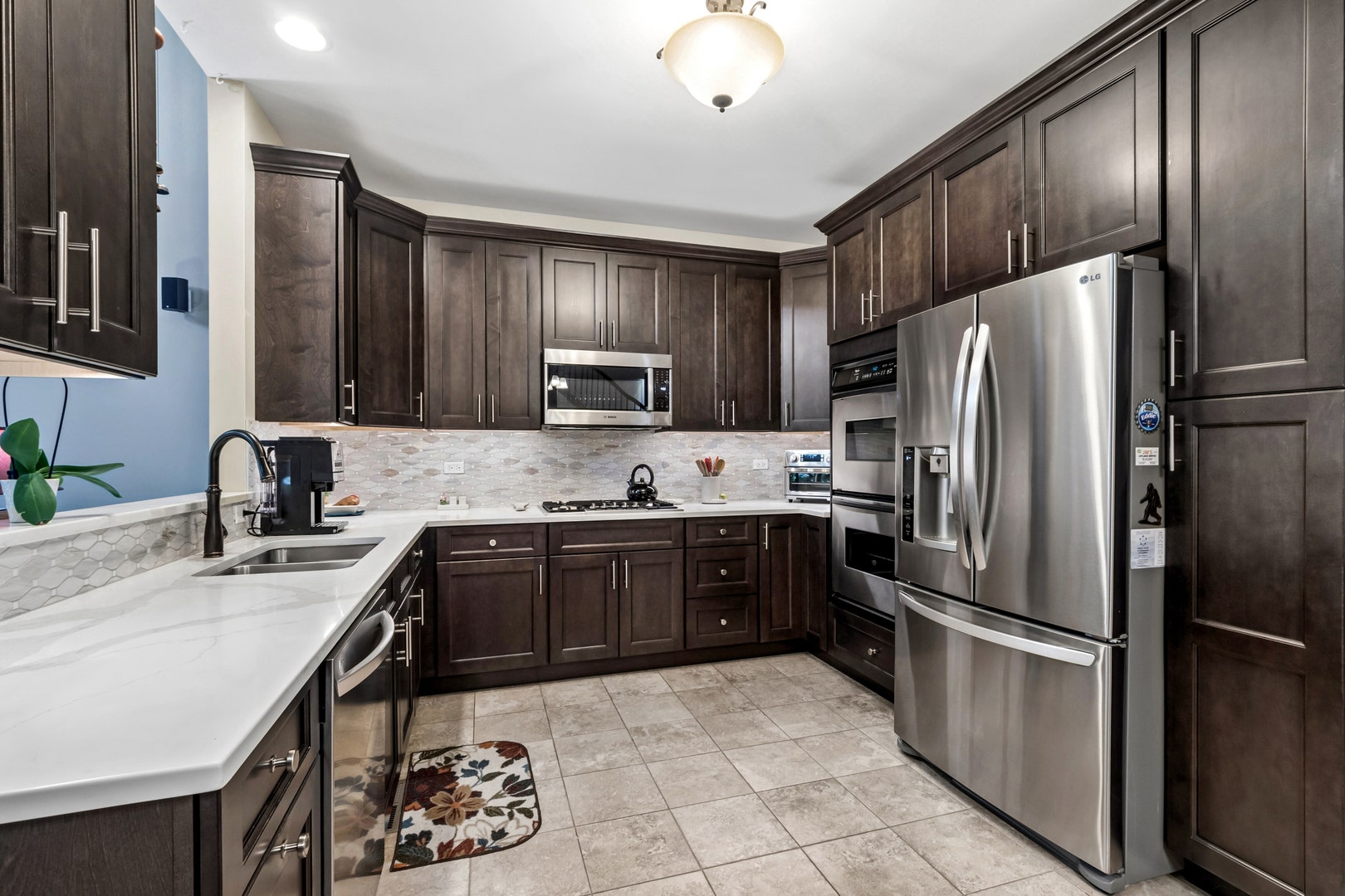 17022 Marilyn Drive, Tinley Park, IL 60477 17022 Marilyn Drive, Tinley Park, IL 60477