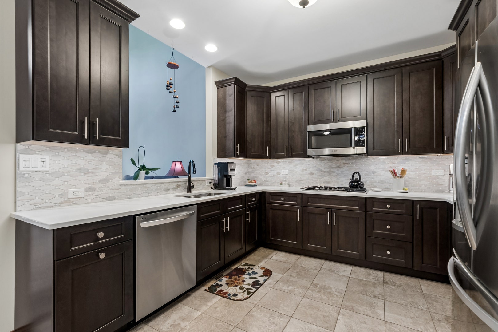 17022 Marilyn Drive, Tinley Park, IL 60477 17022 Marilyn Drive, Tinley Park, IL 60477