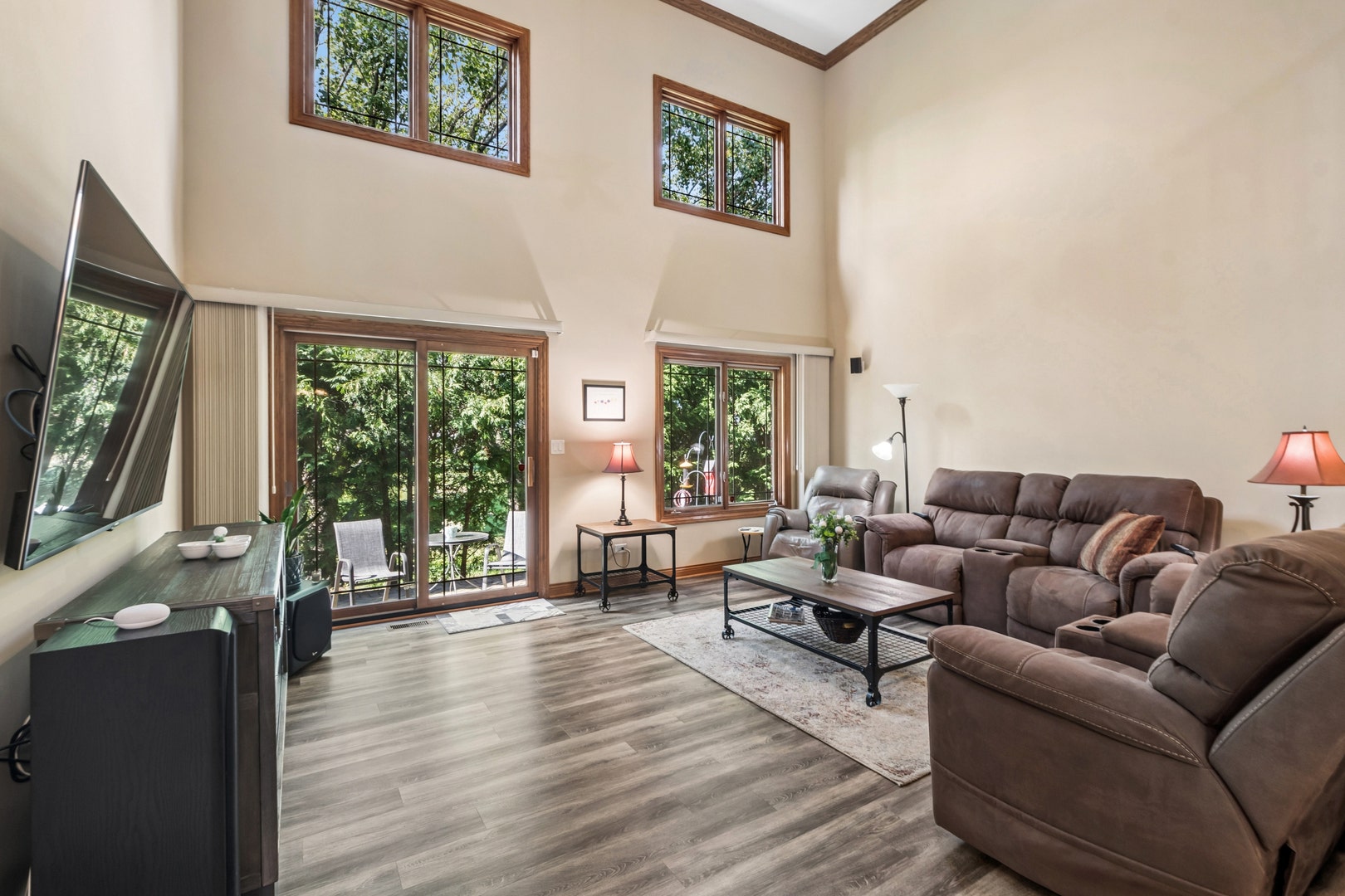 17022 Marilyn Drive, Tinley Park, IL 60477 17022 Marilyn Drive, Tinley Park, IL 60477