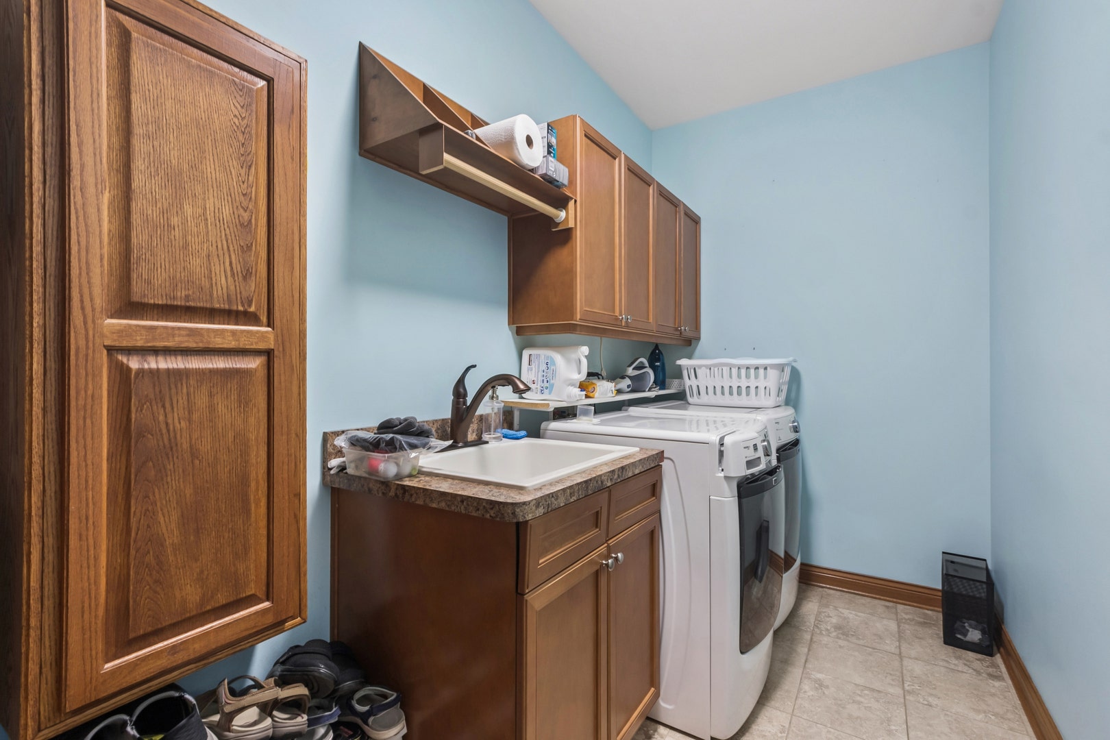 17022 Marilyn Drive, Tinley Park, IL 60477 17022 Marilyn Drive, Tinley Park, IL 60477