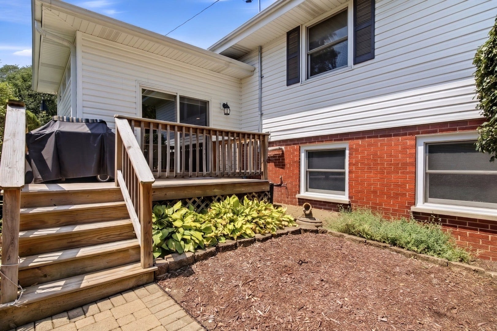 1125 61st Street, Downers Grove, IL 60516 1125 61st Street, Downers Grove, IL 60516