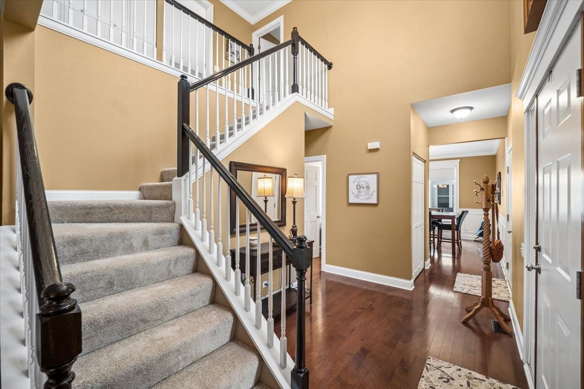 1117 Annandale Drive, Elgin, IL 60123 1117 Annandale Drive, Elgin, IL 60123