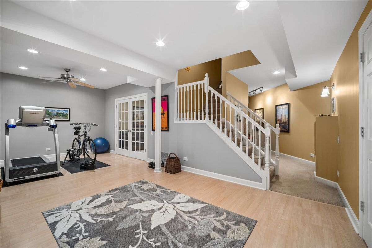 1117 Annandale Drive, Elgin, IL 60123 1117 Annandale Drive, Elgin, IL 60123