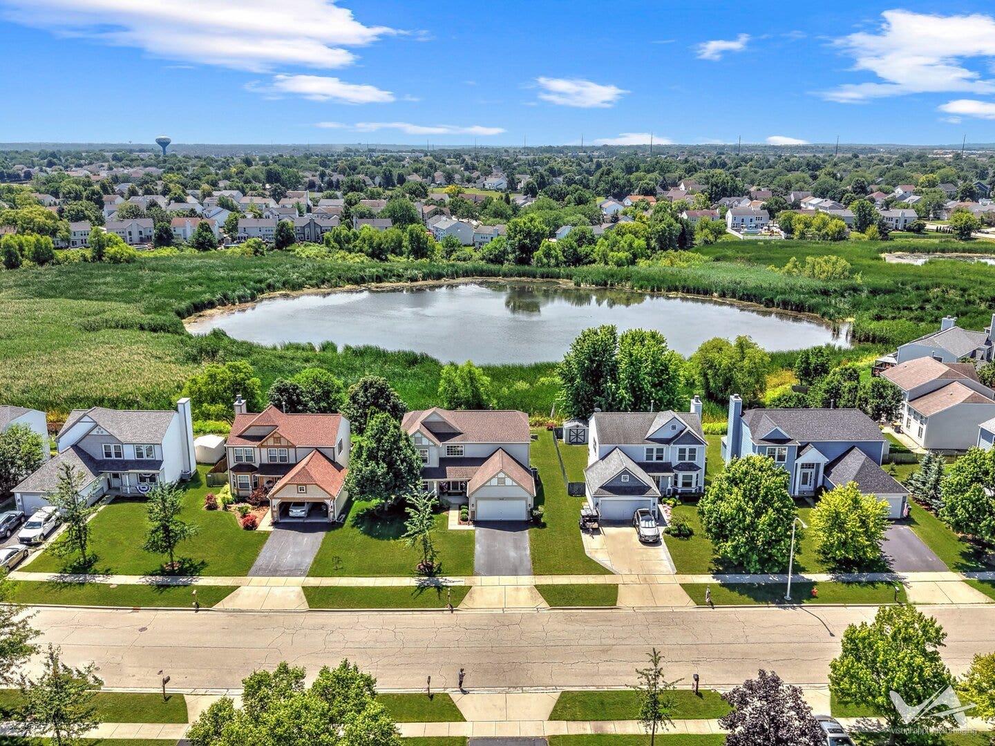 1117 Annandale Drive, Elgin, IL 60123 1117 Annandale Drive, Elgin, IL 60123