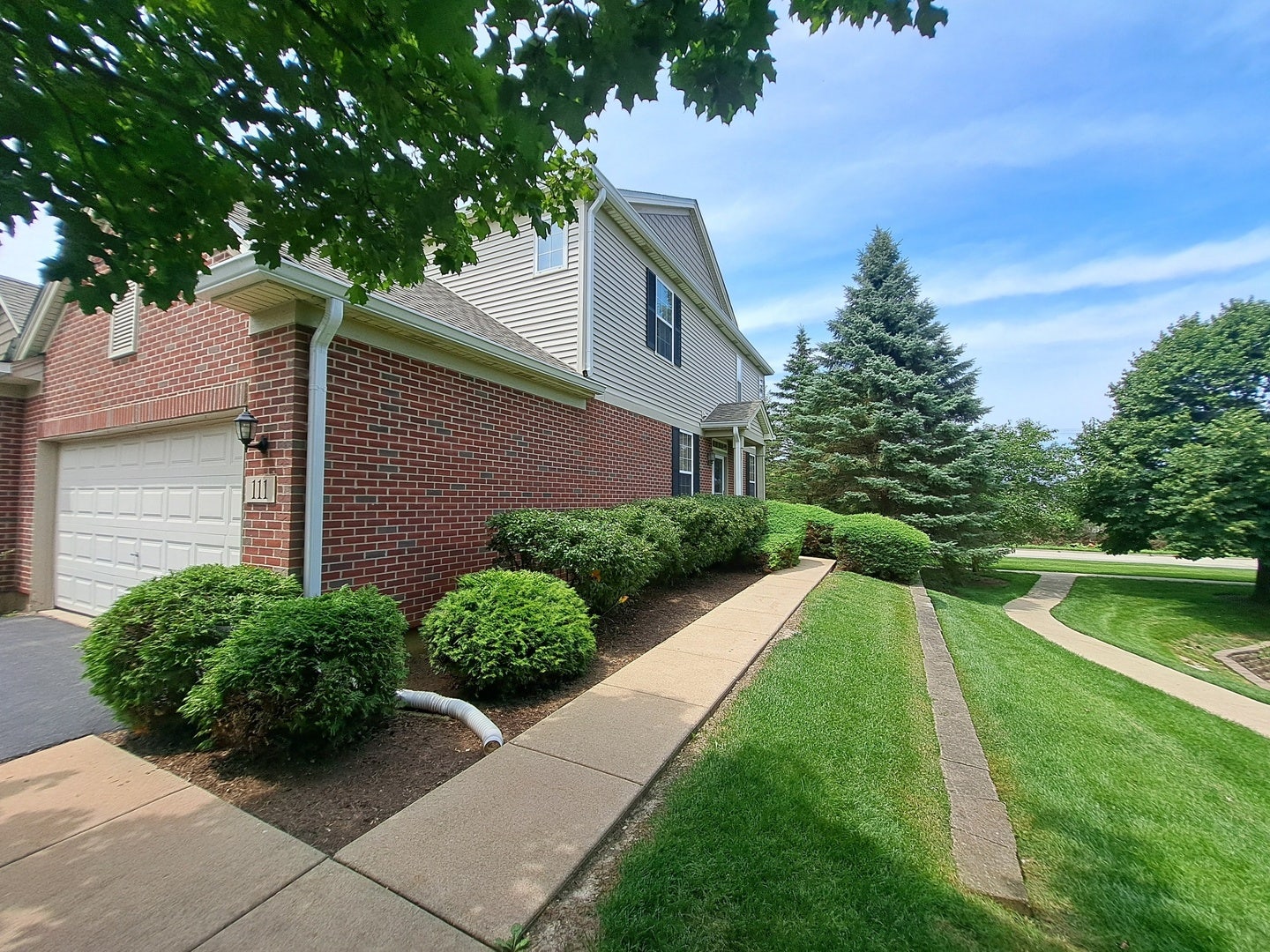 111 Neutrenton Avenue, Elgin, IL 60120 111 Neutrenton Avenue, Elgin, IL 60120