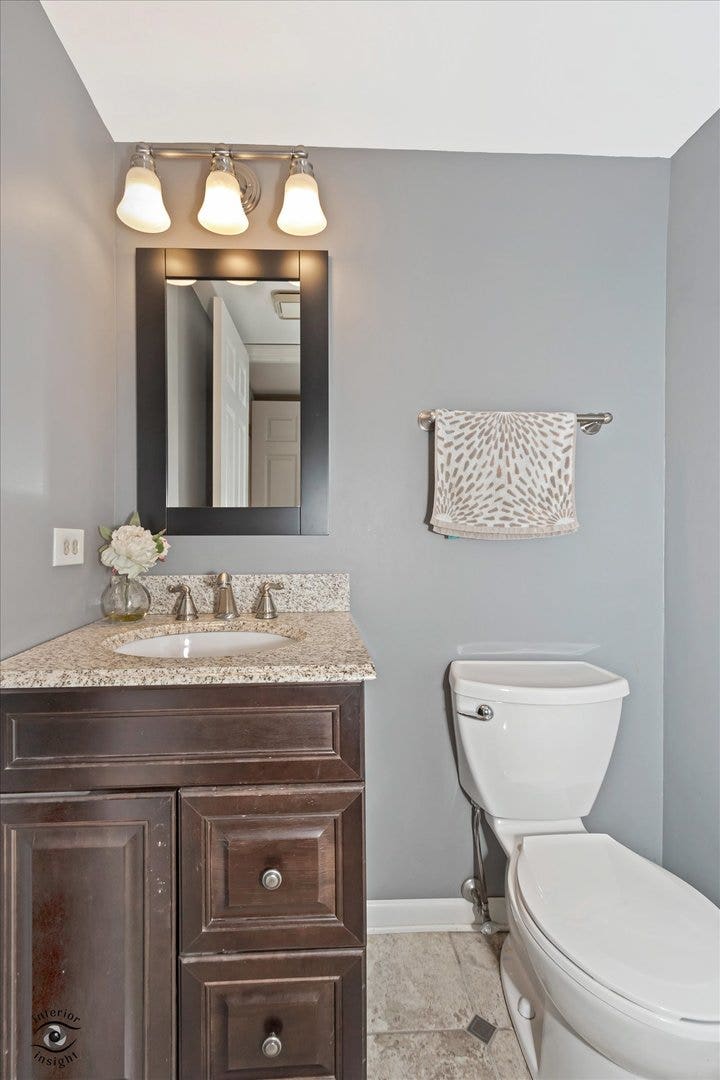 11621 Brookshire Drive, Orland Park, IL 60467 11621 Brookshire Drive, Orland Park, IL 60467