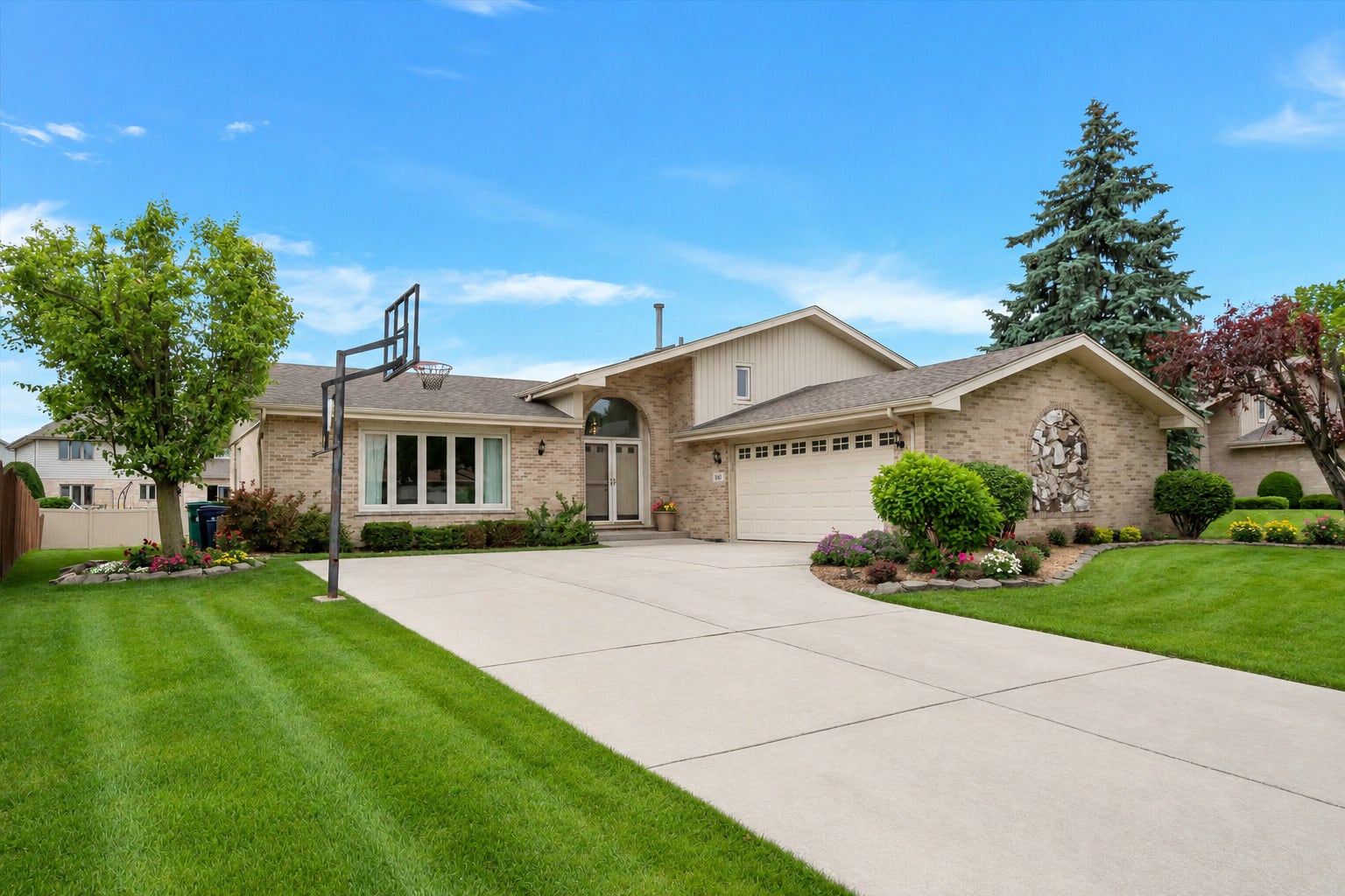 11621 Brookshire Drive, Orland Park, IL 60467 11621 Brookshire Drive, Orland Park, IL 60467