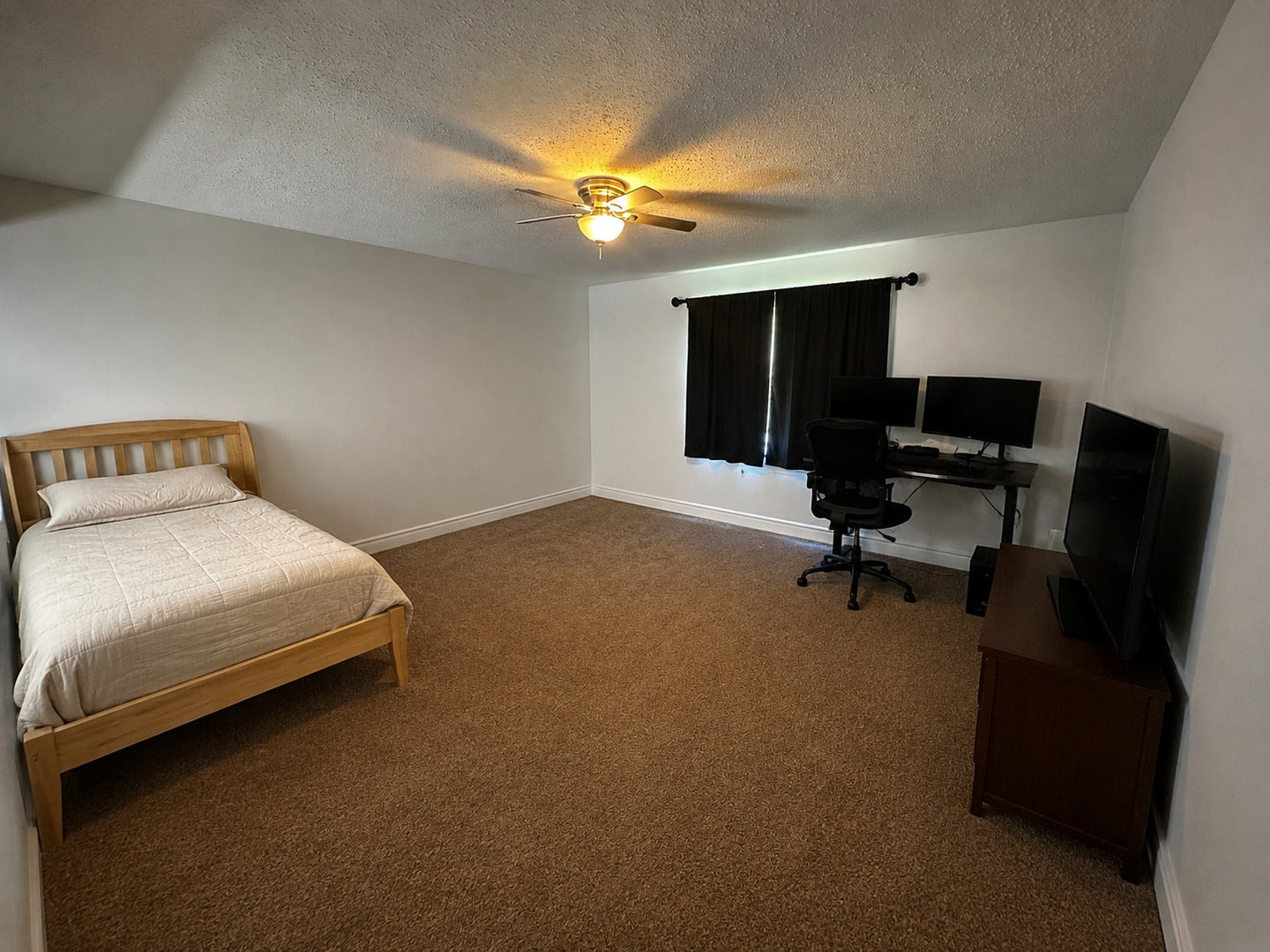 2206 Capri Avenue, Joliet, IL 60436 2206 Capri Avenue, Joliet, IL 60436