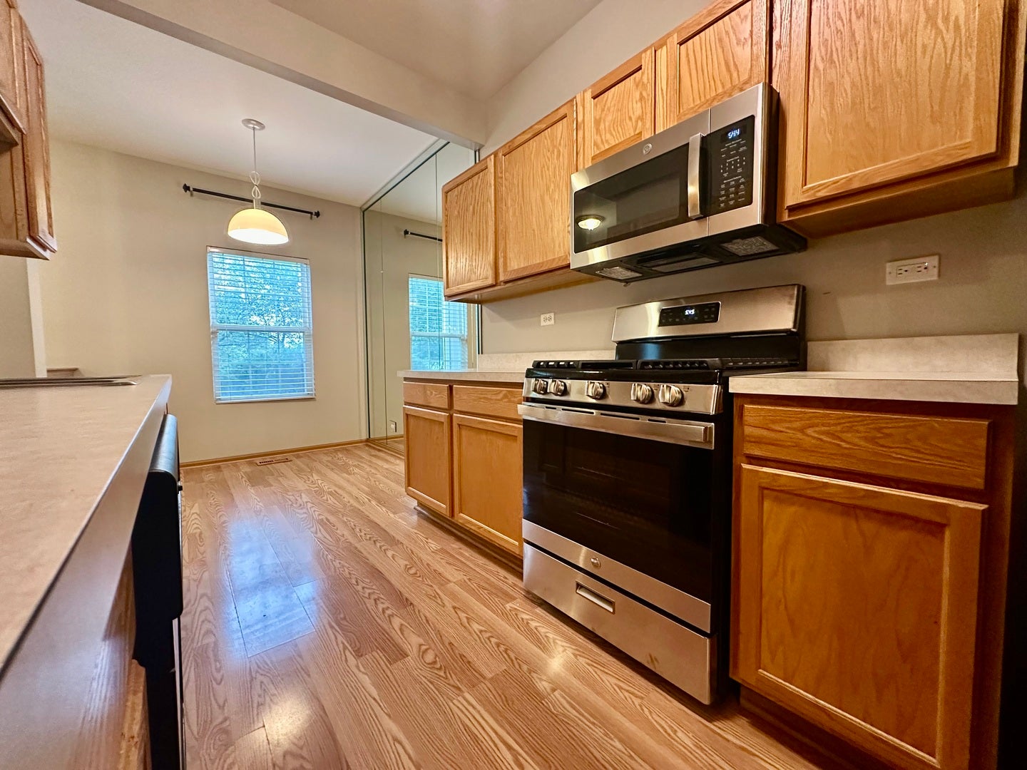 2239 Reflections Drive, #2239, Aurora, IL 60502