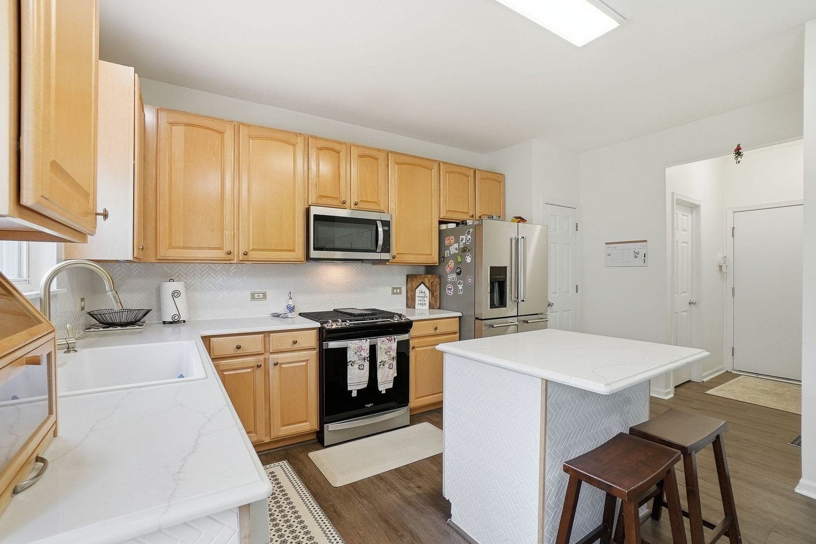 2361 Shiloh Drive, Aurora, IL 60503 2361 Shiloh Drive, Aurora, IL 60503