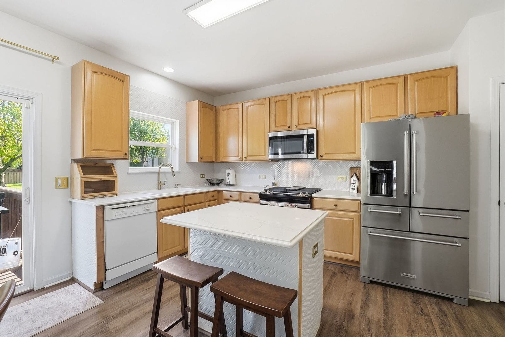 2361 Shiloh Drive, Aurora, IL 60503 2361 Shiloh Drive, Aurora, IL 60503