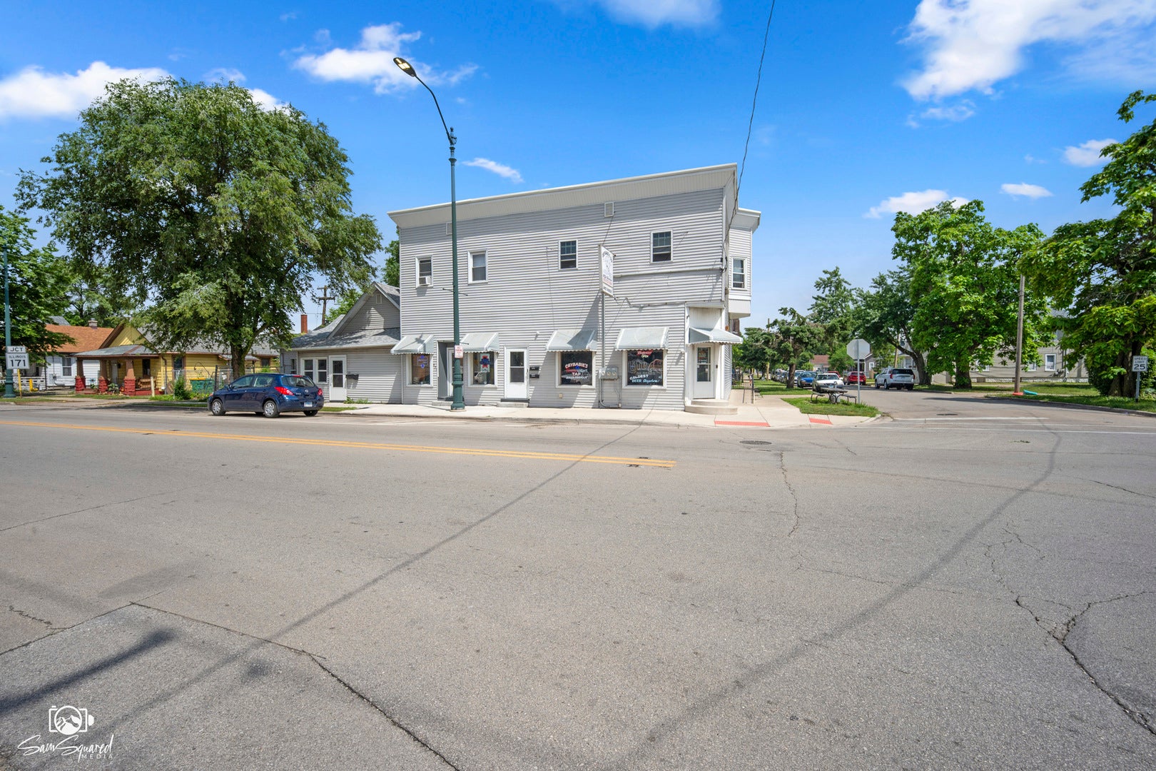 435 E Jackson Street, Joliet, IL 60432 435 E Jackson Street, Joliet, IL 60432