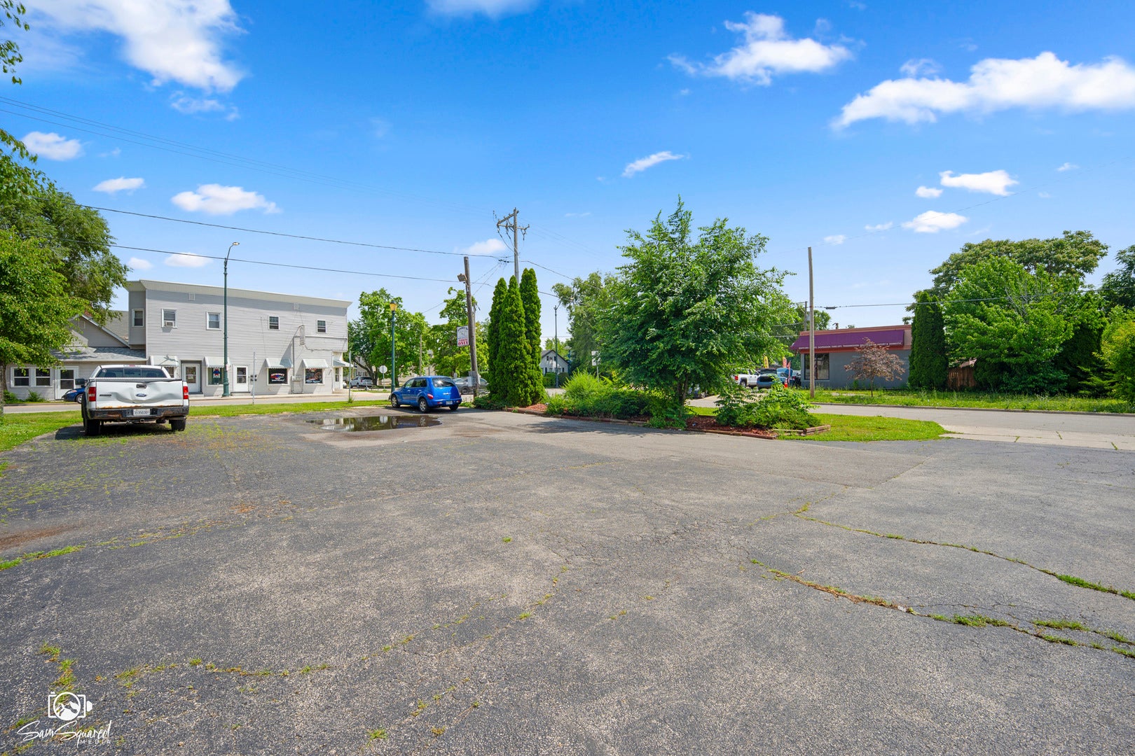 435 E Jackson Street, Joliet, IL 60432 435 E Jackson Street, Joliet, IL 60432