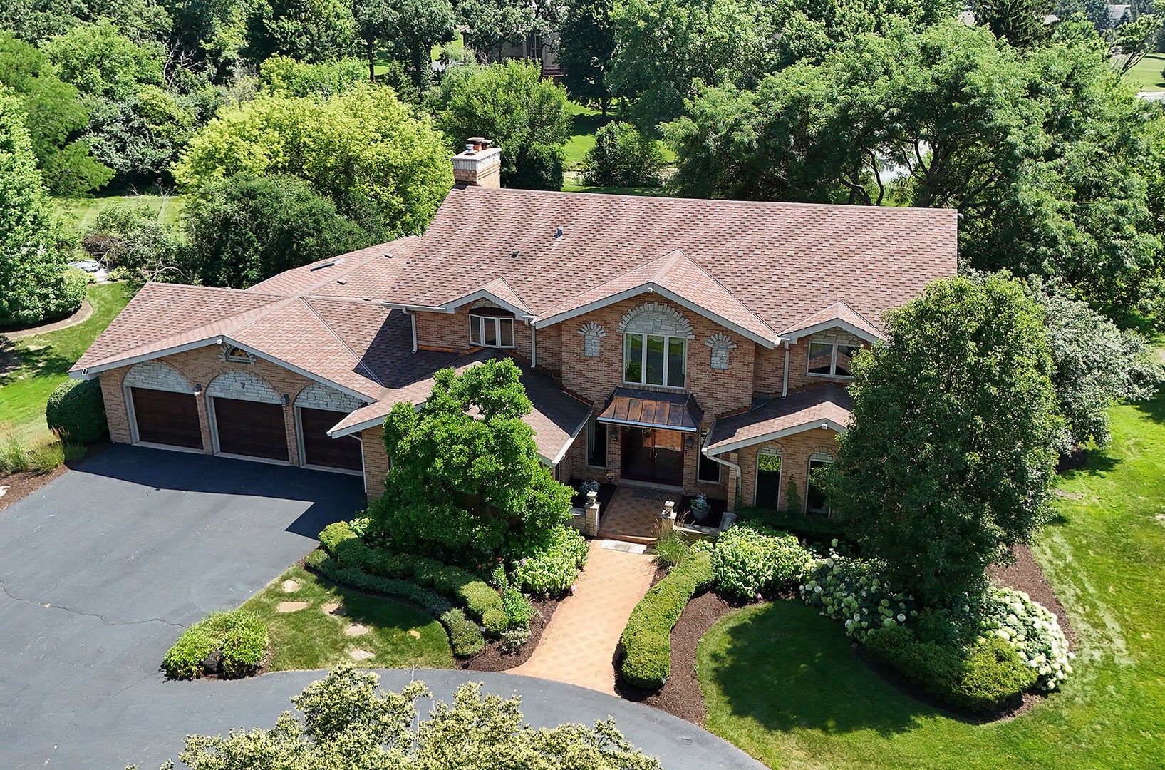 7 Horseshoe Lane, Lemont, IL 60439