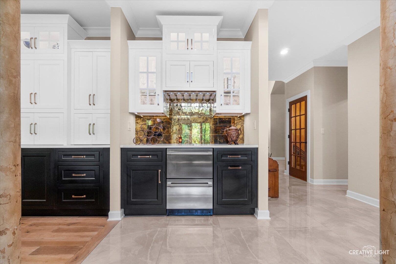 1585 Woodcrest Court, Aurora, IL 60502 1585 Woodcrest Court, Aurora, IL 60502